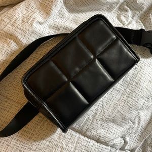 Amanda Uprichard waist bag